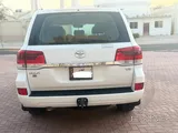 تويوتا لاند كروزر جي إكس أر 2016